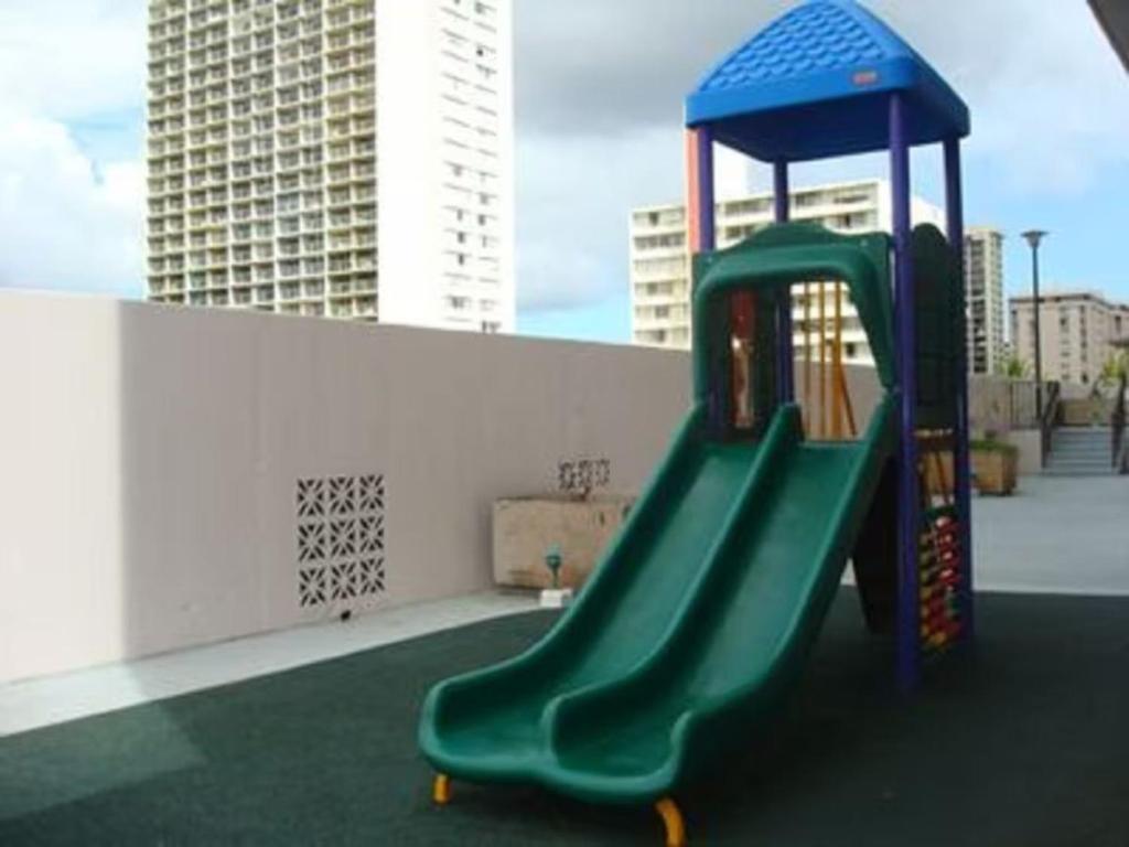 Heart Of Waikiki,1Bdrm,Free Parking, Wifi,No Resort Fees,Youtube,Netflix ! Honolulu Kültér fotó