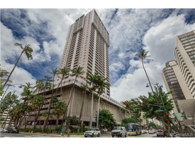 Heart Of Waikiki,1Bdrm,Free Parking, Wifi,No Resort Fees,Youtube,Netflix ! Honolulu Kültér fotó