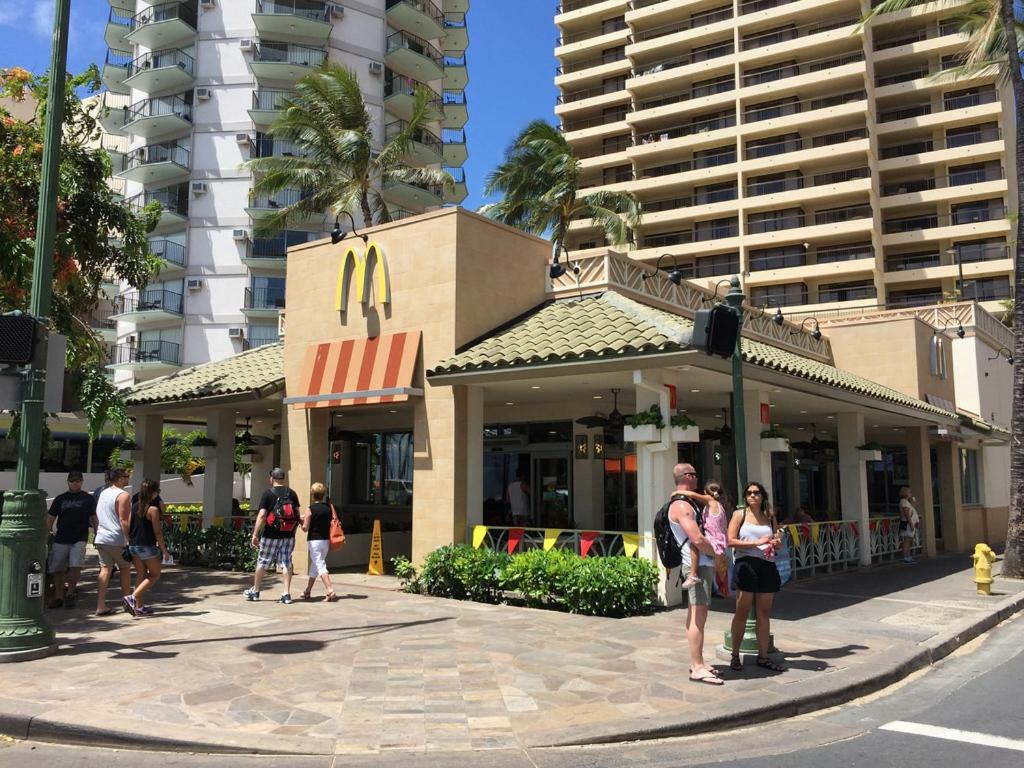 Heart Of Waikiki,1Bdrm,Free Parking, Wifi,No Resort Fees,Youtube,Netflix ! Honolulu Kültér fotó