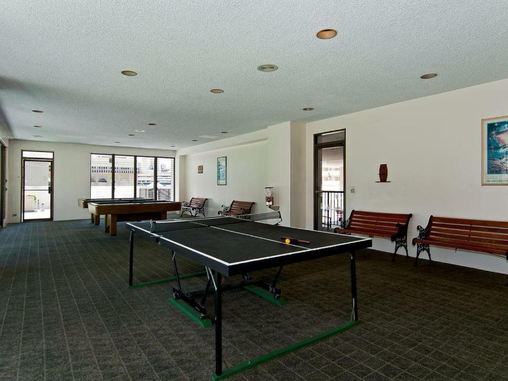 Heart Of Waikiki,1Bdrm,Free Parking, Wifi,No Resort Fees,Youtube,Netflix ! Honolulu Kültér fotó